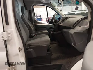 2015 Ford Transit Cargo z VIN 1FTNR1ZM4FKA66250, wystawiony jako IAAI lot #42249224 z przebiegiem 86 225 mil mil oraz . Historia ofert i sprzedaży dostępna na DreamBid. Obrazek 5.