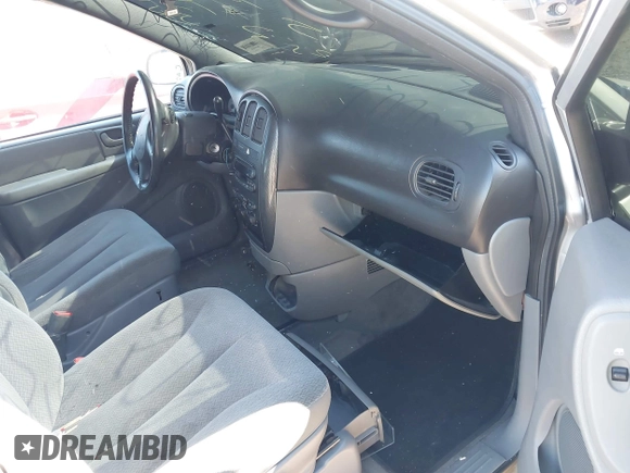 2005 Dodge Caravan SXT with VIN 2D4GP44L75R167901, listed as a IAAI auction lot 42314293 with Not provided miles and . Bid and sale history available at DreamBid. Image 5.