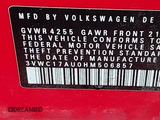 2017 Volkswagen Golf S z VIN 3VWC17AU0HM506857, wystawiony jako IAAI lot #41765913 z przebiegiem 88 783 mil mil oraz . Historia ofert i sprzedaży dostępna na DreamBid. Obrazek 9.