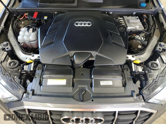 2020 Audi Q7 Premium Plus with VIN WA1LXAF77LD008008, listed as a Copart auction lot 47297665 with 96,874 mi miles and Clean Title. Bid and sale history available at carsss.com. Image 12.
