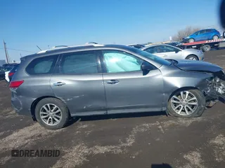 2016 Nissan Pathfinder Platinum with VIN 5N1AR2MM4GC609731, listed as a IAAI auction lot 41763204 with 207,088 mi miles and . Bid and sale history available at DreamBid. Image 13.