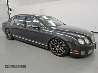 2013 Bentley Flying Spur z VIN SCBBP9ZA4DC081659, wystawiony jako Copart lot #57568525 z przebiegiem 102 570 mil mil oraz Czysty tytuł • Clean title. Historia ofert i sprzedaży dostępna na DreamBid. Obrazek 4.