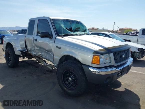 2002 Ford Ranger XL Fleet with VIN 1FTZR45E22PA62597, listed as a IAAI auction lot 41981964 with 120,038 mi miles. Bid and sale history available at carsss.com. Image 1.