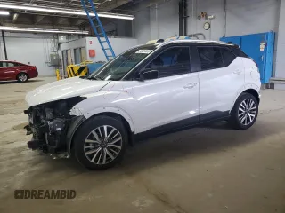 2024 Nissan Kicks SV z VIN 3N1CP5CV2RL480221, wystawiony jako Copart lot #54887565 z przebiegiem 3 503 mil mil oraz Szkoda całkowita • Salvage title. Historia ofert i sprzedaży dostępna na DreamBid. Obrazek 1.