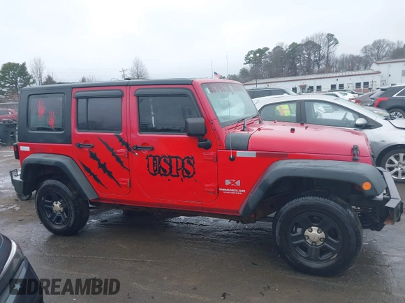 2009 Jeep Wrangler Unlimited X with VIN 1J4GZ39159L711992, listed as a IAAI auction lot 41416000 with 270,461 mi miles. Bid and sale history available at carsss.com. Image 13.