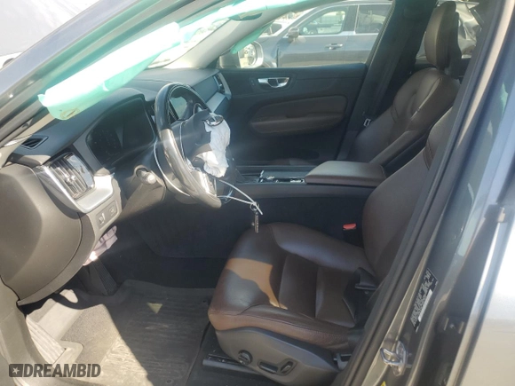 2018 Volvo XC60 Momentum with VIN YV4A22RK4J1044185, listed as a Copart auction lot 45956905 with 74,682 mi miles and Salvage Title. Bid and sale history available at carsss.com. Image 7.