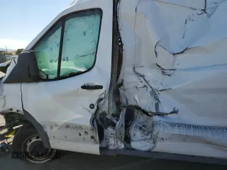 2016 Ford Transit Cargo with VIN 1FTYR2CG6GKA14237, listed as a Copart auction lot 72286024 with Not Provided miles and Salvage Title. Bid and sale history available at DreamBid. Image 7.