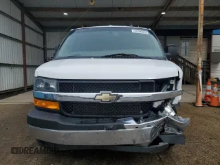 2022 Chevrolet Express Cargo with VIN 1GCWGAFP2N1195696, listed as a Copart auction lot 50023535 with Not provided miles and Clean title. Bid and sale history available at DreamBid. Image 5.
