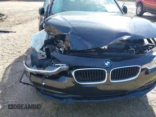 2018 BMW 3 Series 320i with VIN WBA8E1G57JNU89073, listed as a IAAI auction lot 41872759 with Not Provided miles. Bid and sale history available at carsss.com. Image 19.