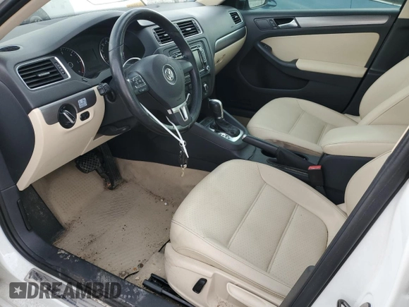 2014 Volkswagen Jetta TDI w/Premium/Nav with VIN 3VWLL7AJ2EM415889, listed as a Copart auction lot 53643425 with 174,183 mi miles and Salvage title. Bid and sale history available at DreamBid. Image 7.
