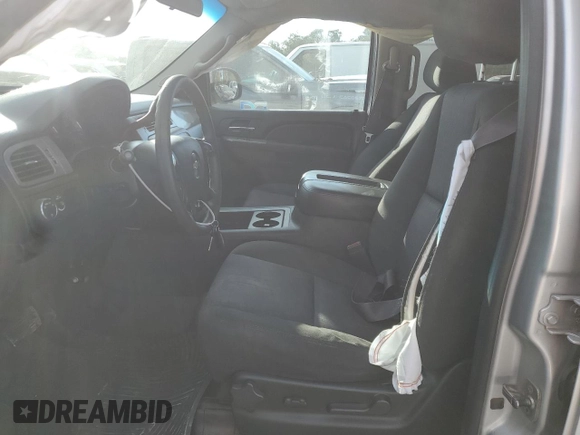 2011 Chevrolet Tahoe Commercial with VIN 1GNLC2E02BR306292, listed as a Copart auction lot 44136095 with 172,104 mi miles and Salvage title. Bid and sale history available at DreamBid. Image 7.