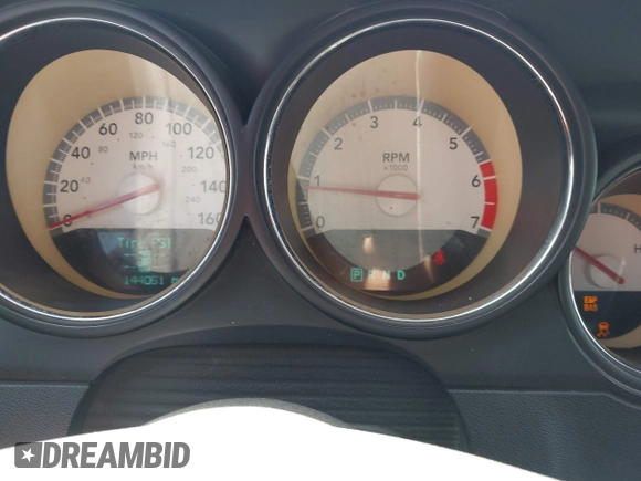 2010 Dodge Challenger R/T z VIN 2B3CJ5DTXAH270086, wystawiony jako IAAI lot #42076162 z przebiegiem 144 051 mil mil oraz . Historia ofert i sprzedaży dostępna na DreamBid. Obrazek 7.