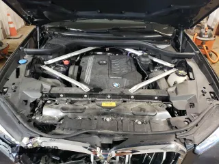 2021 BMW X5 xDrive40i with VIN 5UXCR6C06M9E05140, listed as a Copart auction lot 52402475 with 47,869 mi miles and Salvage title. Bid and sale history available at DreamBid. Image 13.