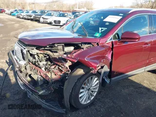 2019 Lincoln MKC Premiere with VIN 5LMCJ1D93KUL22578, listed as a IAAI auction lot 41185166 with 45,921 mi miles. Bid and sale history available at carsss.com. Image 16.