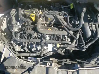 2017 Ford Escape SE с VIN 1FMCU9GD4HUC41574, выставлен на аукционе Copart как лот 82668095 с пробегом 144 912 миль миль и Чистый • Clean title. История ставок и продаж доступна на DreamBid. Изображение 14.