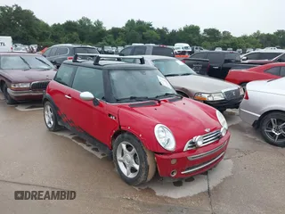 2005 MINI Hardtop with VIN WMWRC33415TJ67372, listed as a IAAI auction lot 42120875 with 153,727 mi miles and . Bid and sale history available at DreamBid. Image 1.