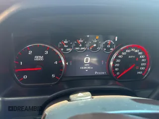 2016 GMC Sierra 2500HD Denali z VIN 1GT12UE84GF183401, wystawiony jako Copart lot #60241455 z przebiegiem 163 535 mil mil oraz Szkoda całkowita • Salvage title. Historia ofert i sprzedaży dostępna na DreamBid. Obrazek 8.
