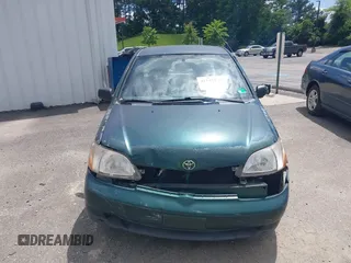 2001 Toyota ECHO with VIN JTDBT123X10106129, listed as a IAAI auction lot 42145473 with 378,060 mi miles and . Bid and sale history available at DreamBid. Image 12.
