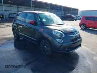 2016 FIAT 500L Trekking with VIN ZFBCFADH0GZ038032, listed as a IAAI auction lot 41426320 with 37,104 mi miles. Bid and sale history available at carsss.com. Image 1.