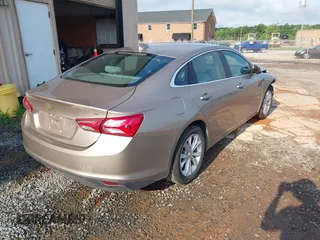 2022 Chevrolet Malibu LT z VIN 1G1ZD5ST4NF120560, wystawiony jako IAAI lot #39985375 z przebiegiem 51 267 mil mil oraz . Historia ofert i sprzedaży dostępna na DreamBid. Obrazek 4.