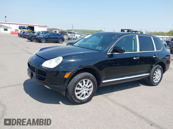 2005 Porsche Cayenne with VIN WP1AA29P25LA24897, listed as a IAAI auction lot 42125202 with 138,263 mi miles. Bid and sale history available at carsss.com. Image 2.