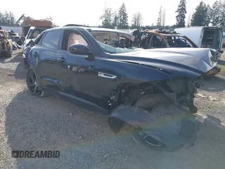2017 Jaguar F-Pace 35t Premium с VIN SADCJ2BV8HA047348, выставлен на аукционе IAAI как лот 41750084 с пробегом Не указан миль и . История ставок и продаж доступна на DreamBid. Изображение 1.