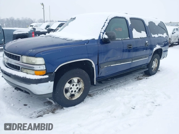 2002 Chevrolet Suburban LS with VIN 1GNFK16Z62J141868, listed as a IAAI auction lot 41534100 with 184,961 mi miles. Bid and sale history available at carsss.com. Image 2.