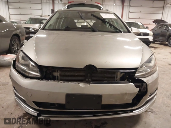2015 Volkswagen Golf SportWagen TDI S with VIN 3VWCA7AU7FM500664, listed as a IAAI auction lot 41386763 with 115,716 mi miles. Bid and sale history available at carsss.com. Image 6.