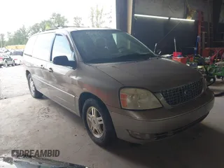 2004 Ford Freestar Limited z VIN 2FMDA58264BA82267, wystawiony jako IAAI lot #42429259 z przebiegiem 211 106 mil mil oraz . Historia ofert i sprzedaży dostępna na DreamBid. Obrazek 1.