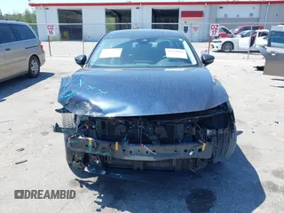 2021 Mazda 3 Select с VIN JM1BPABLXM1326518, выставлен на аукционе IAAI как лот 42130502 с пробегом 82 893 миль миль и . История ставок и продаж доступна на DreamBid. Изображение 12.