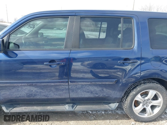 2015 Honda Pilot EX-L with VIN 5FNYF4H50FB059035, listed as a IAAI auction lot 41577953 with 93,717 mi miles and . Bid and sale history available at carsss.com. Image 14.