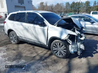 2020 Mitsubishi Outlander ES z VIN JA4AZ3A30LZ017329, wystawiony jako IAAI lot #41704168 z przebiegiem 54 259 mil mil oraz . Historia ofert i sprzedaży dostępna na DreamBid. Obrazek 1.