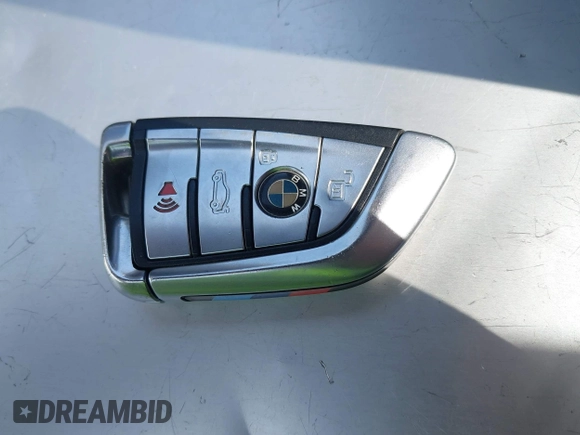 2020 BMW M8 Competition z VIN WBSDZ0C0XLCD28138, wystawiony jako IAAI lot #42339303 z przebiegiem 30 298 mil mil oraz . Historia ofert i sprzedaży dostępna na DreamBid. Obrazek 11.