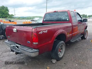 2004 Ford F-250 XL z VIN 1FTNX21L24EB13706, wystawiony jako IAAI lot #42299868 z przebiegiem 264 740 mil mil oraz . Historia ofert i sprzedaży dostępna na DreamBid. Obrazek 4.