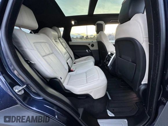 2019 Land Rover Range Rover Sport HSE Dynamic with VIN SALWV2SV2KA837855, listed as a Copart auction lot 50187465 with 124,107 mi miles and Clean Title. Bid and sale history available at carsss.com. Image 6.