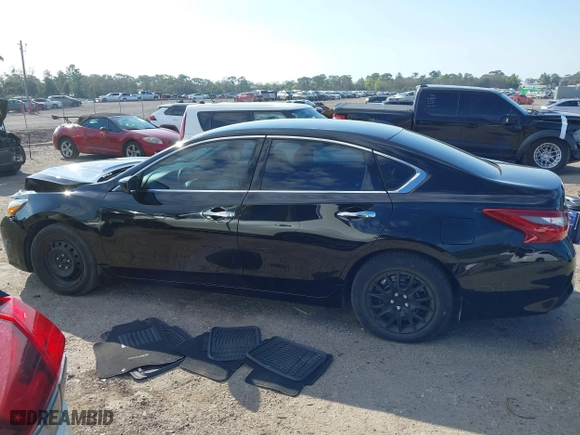 2018 Nissan Altima 2.5 SL with VIN 1N4AL3AP7JC224736, listed as a IAAI auction lot 41687658 with 98,835 mi miles. Bid and sale history available at carsss.com. Image 14.