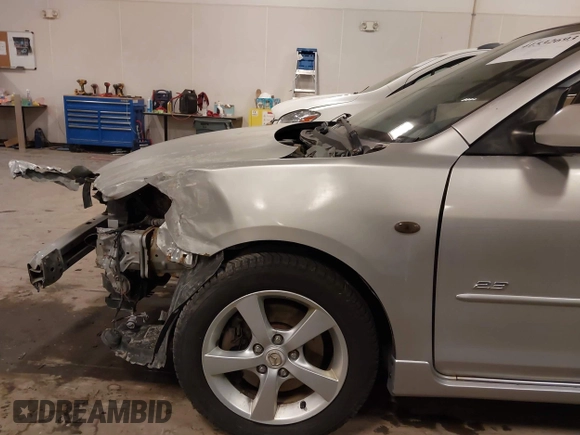 2006 Mazda 3 s z VIN JM1BK123061521769, wystawiony jako IAAI lot #41532693 z przebiegiem 134 196 mil mil oraz . Historia ofert i sprzedaży dostępna na DreamBid. Obrazek 17.