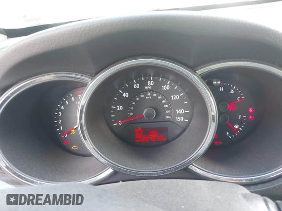 2013 Kia Sorento EX with VIN 5XYKU3A68DG333340, listed as a IAAI auction lot 41680880 with 207,570 mi miles. Bid and sale history available at carsss.com. Image 7.