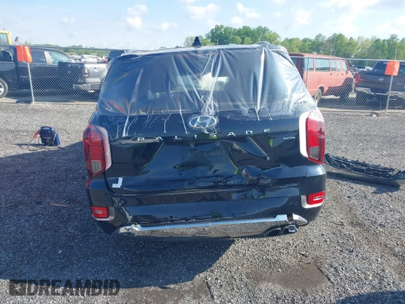 2020 Hyundai Palisade Limited with VIN KM8R5DHE3LU057298, listed as a IAAI auction lot 42124983 with 102,643 mi miles and . Bid and sale history available at DreamBid. Image 16.