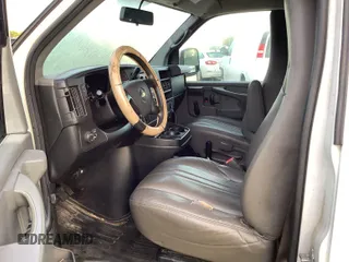 2013 Chevrolet Express Cargo z VIN 1GCSGAFX0D1173242, wystawiony jako IAAI lot #42792060 z przebiegiem 263 409 mil mil oraz . Historia ofert i sprzedaży dostępna na DreamBid. Obrazek 24.
