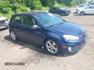 2010 Volkswagen GTI z VIN WVWFD7AJ1AW247508, wystawiony jako IAAI lot #42361057 z przebiegiem 92 105 mil mil oraz . Historia ofert i sprzedaży dostępna na DreamBid. Obrazek 1.