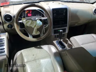 2008 Mercury Mountaineer Premier z VIN 4M2EU48838UJ18165, wystawiony jako Copart lot #48849065 z przebiegiem 135 813 mil mil oraz Szkoda całkowita • Salvage title. Historia ofert i sprzedaży dostępna na DreamBid. Obrazek 8.