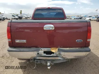 2005 Ford F-350 XL z VIN 1FTWW32P35ED08827, wystawiony jako Copart lot #56028555 z przebiegiem 198 768 mil mil oraz Czysty tytuł • Clean title. Historia ofert i sprzedaży dostępna na DreamBid. Obrazek 6.