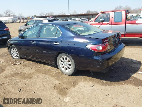 2002 Lexus ES 300 with VIN JTHBF30G620086129, listed as a IAAI auction lot 41785373 with 170,043 mi miles and . Bid and sale history available at carsss.com. Image 3.