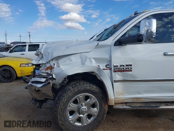 2015 Ram 2500 Laramie with VIN 3C6UR5FL3FG582483, listed as a IAAI auction lot 41307712 with 1 mi miles. Bid and sale history available at carsss.com. Image 6.