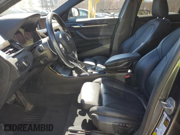 2018 BMW X2 xDrive28i with VIN WBXYJ5C30JEF80055, listed as a Copart auction lot 49510255 with 68,916 mi miles and Salvage Title. Bid and sale history available at carsss.com. Image 7.