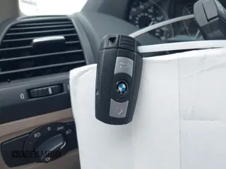 2009 BMW 1 Series 128i с VIN WBAUP93599VF48622, выставлен на аукционе IAAI как лот 42360145 с пробегом 64 913 миль миль и . История ставок и продаж доступна на DreamBid. Изображение 11.