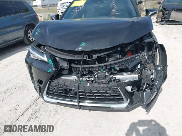 2020 Lexus UX with VIN JTHP9JBH7L2033386, listed as a IAAI auction lot 41463356 with 53,507 mi miles. Bid and sale history available at carsss.com. Image 6.