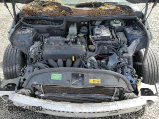 2006 MINI Hardtop с VIN WMWRC33586TK70945, выставлен на аукционе Copart как лот 57802225 с пробегом 131 581 миль миль и Чистый • Clean title. История ставок и продаж доступна на DreamBid. Изображение 11.