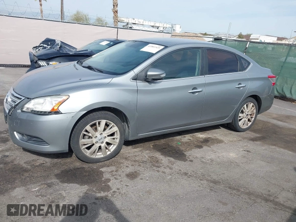 2014 Nissan Sentra SR z VIN 3N1AB7AP1EY322830, wystawiony jako IAAI lot #41981525 z przebiegiem 129 498 mil mil oraz . Historia ofert i sprzedaży dostępna na DreamBid. Obrazek 13.